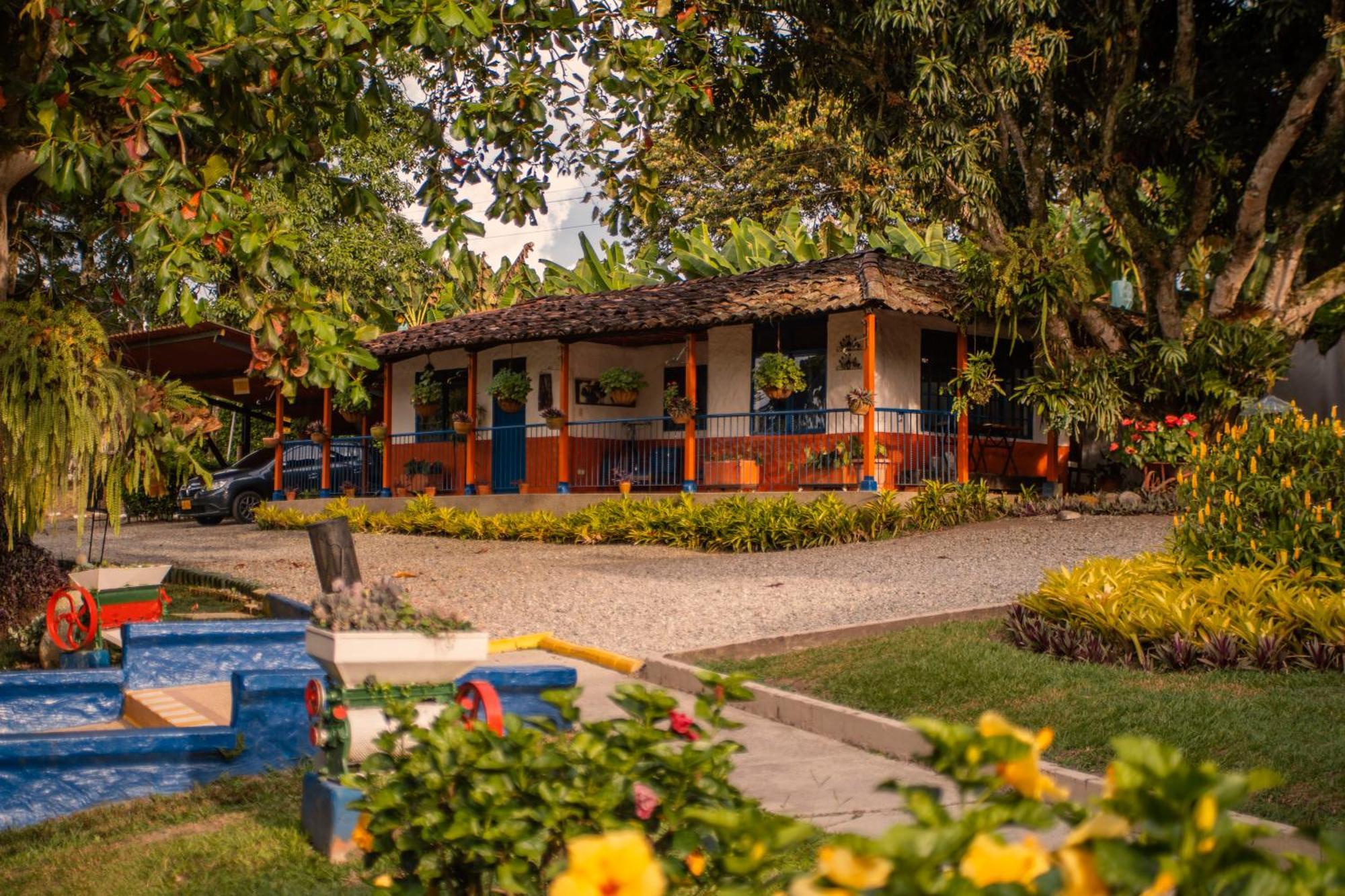 Hotel Mi Monaco Pueblo Tapao Exterior photo